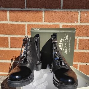 Spring Step Women's Black Ankle Boots